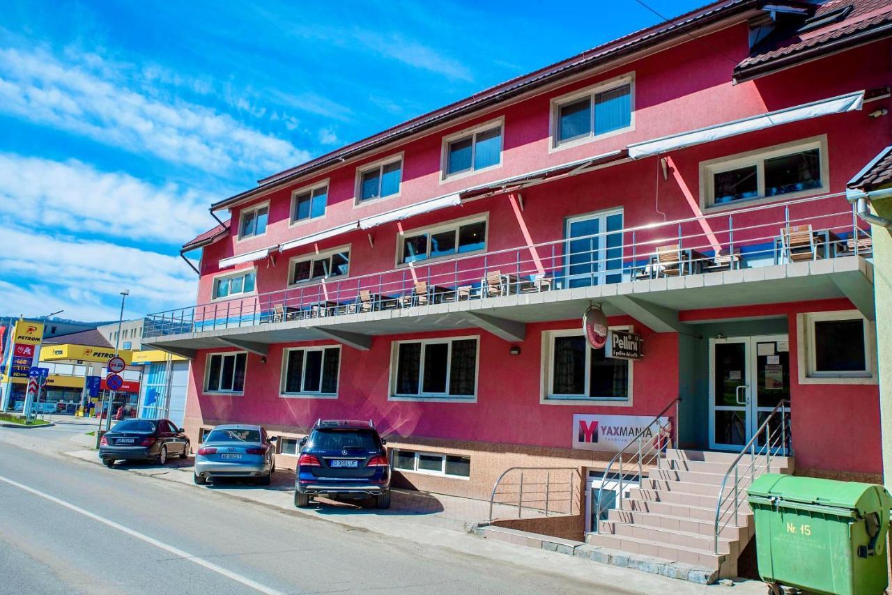 Hotel Yax Cîmpeni Eksteriør billede