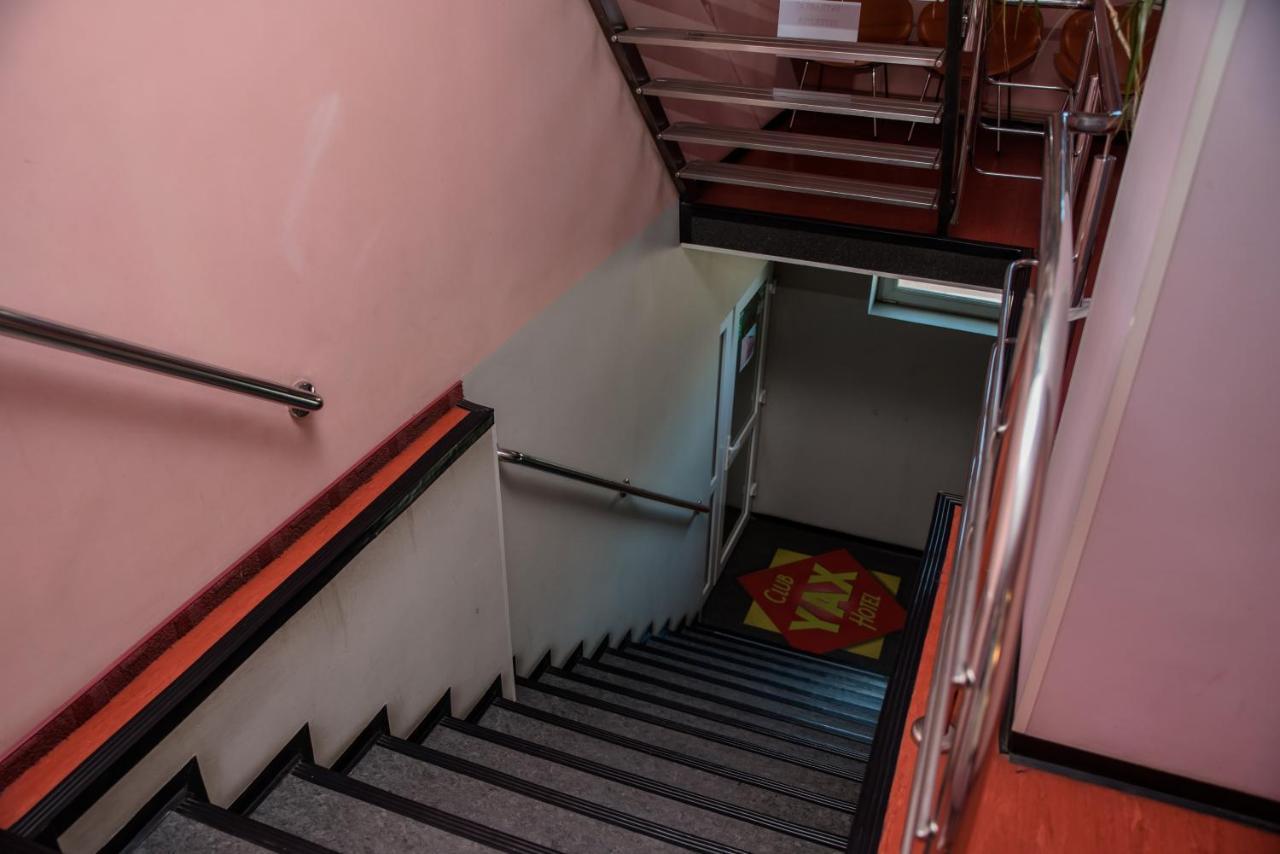 Hotel Yax Cîmpeni Eksteriør billede