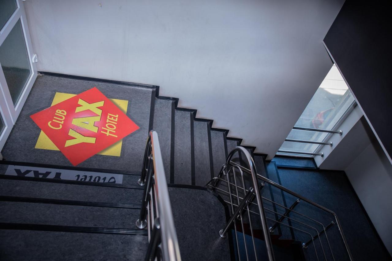 Hotel Yax Cîmpeni Eksteriør billede