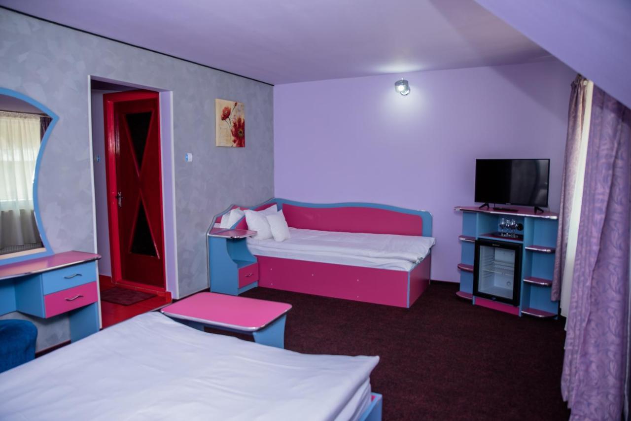 Hotel Yax Cîmpeni Værelse billede