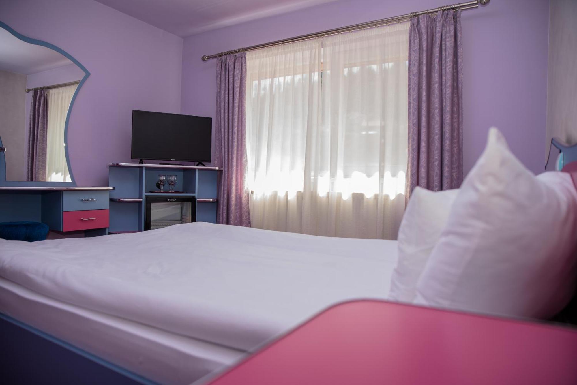 Hotel Yax Cîmpeni Værelse billede